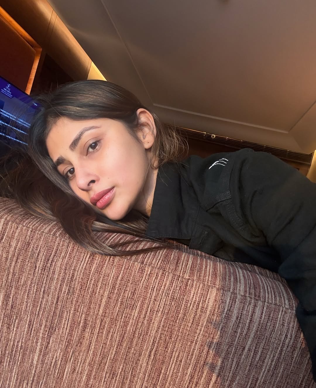 GeBfqHrWIAADWzM?format=jpg&name=large