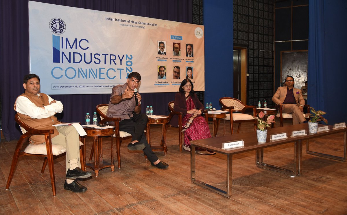 IIMC_India's tweet photo. #IIMCIndustryConnect2024

Shri @saurabhtop, Editor, @TheLallantop &amp; @IndiaTodayHINDI, shared valuable insights on pursuing a successful career in #Media. His session highlighted the dynamic opportunities in the media industry &amp; offered expert guidance for aspiring professionals. https://t.co/syRIcpGGKl