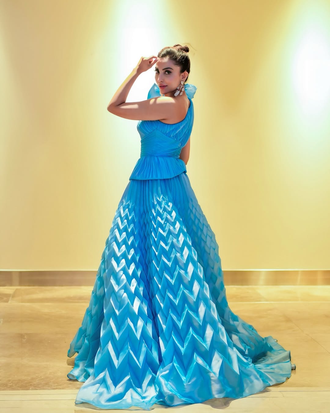 GeBg4nqWwAAlxHZ?format=jpg&name=large