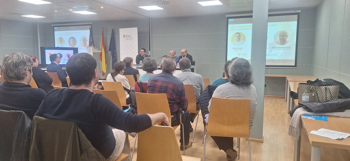 eticentre's tweet photo. 🌍 "En deu anys el món haurà canviat completament". 

🗣 Humberto Bustince, Catedràtic de IA, va omplir el dimarts la sala de premsa de la @conselleriaEOE amb la seva conferència 'Els 6 reptes de la IA: de l'ètica a la sostenibilitat' organitzada per Eticentre i ADR Balears. https://t.co/Ah4wFUxcuc