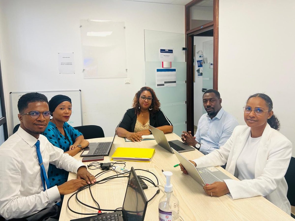AdimMayotte's tweet photo. 🚀1er fonds d'investissement territorial à Mayotte ! L'ADIM, la CCI, le Département et la Technopole unissent leurs forces pour financer startups et entreprises stratégiques. 🤝Un COPIL se réunit aujourd'hui pour en définir les axes clés. 
#Investissement #Mayotte
©CCI Mayotte https://t.co/SM9onyl7q5
