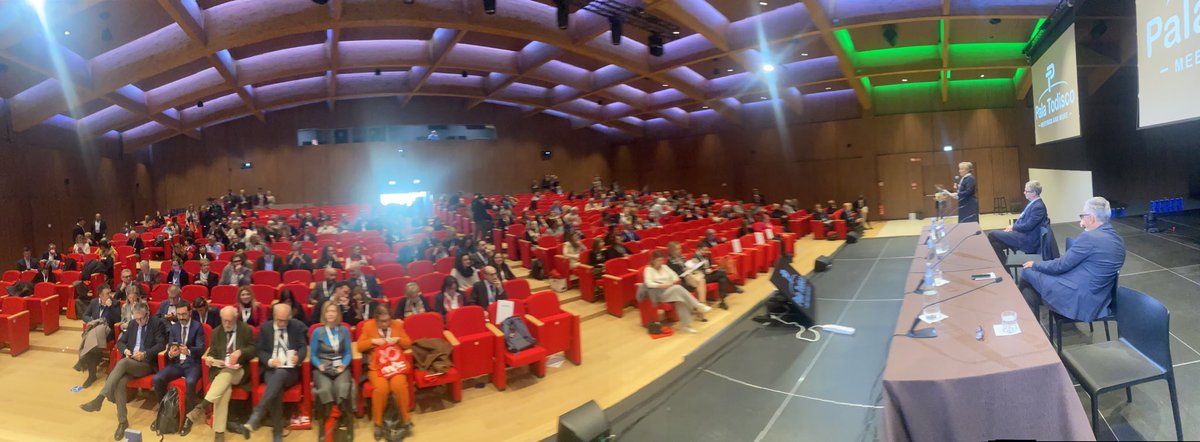 20 anni compleanno del Laboratorio Management e Sanità MES Scuola Sant’Anna #sabinanuti #milenavainieri 5 dicembre 2024 Palatodisco Pisa