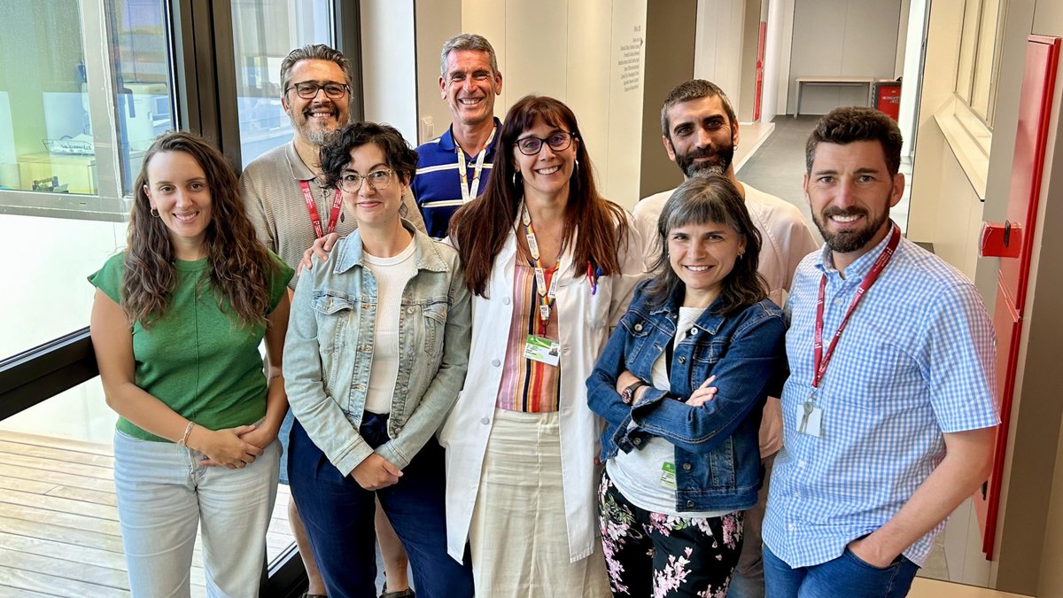 Us presento el meu meravellós equip❤️

Hem rebut una beca del Consell Europeu de Recerca #ERCCoG per desenvolupar eines diagnòstiques i una vacuna per erradicar la #sífilis.

Treballarem a Zimbabwe, Papua Nova Guinea i la Xina per trobar respostes.

<a href="/ERC_Research/">European Research Council (ERC)</a> <a href="/recercauniscat/">Recerca i Universitats</a>