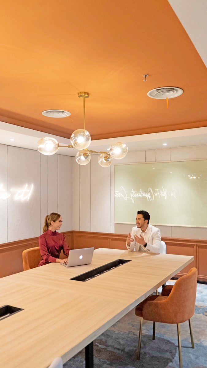 LetsGoWork's tweet image. Rutinitas kalo kerja di #GoWork :  

09.00 = Beli kopi  
10.00 = Kerja di coworking dekat jendela
11.00 = Nelfon client di phone booth
12.00 = Lunch
13.00 = Meeting offline di meeting room
14.00 = Kerja di lounge
16.00 = Nyantai di nap room
17.00 = Kerjaan beres
18.00 = Pulang