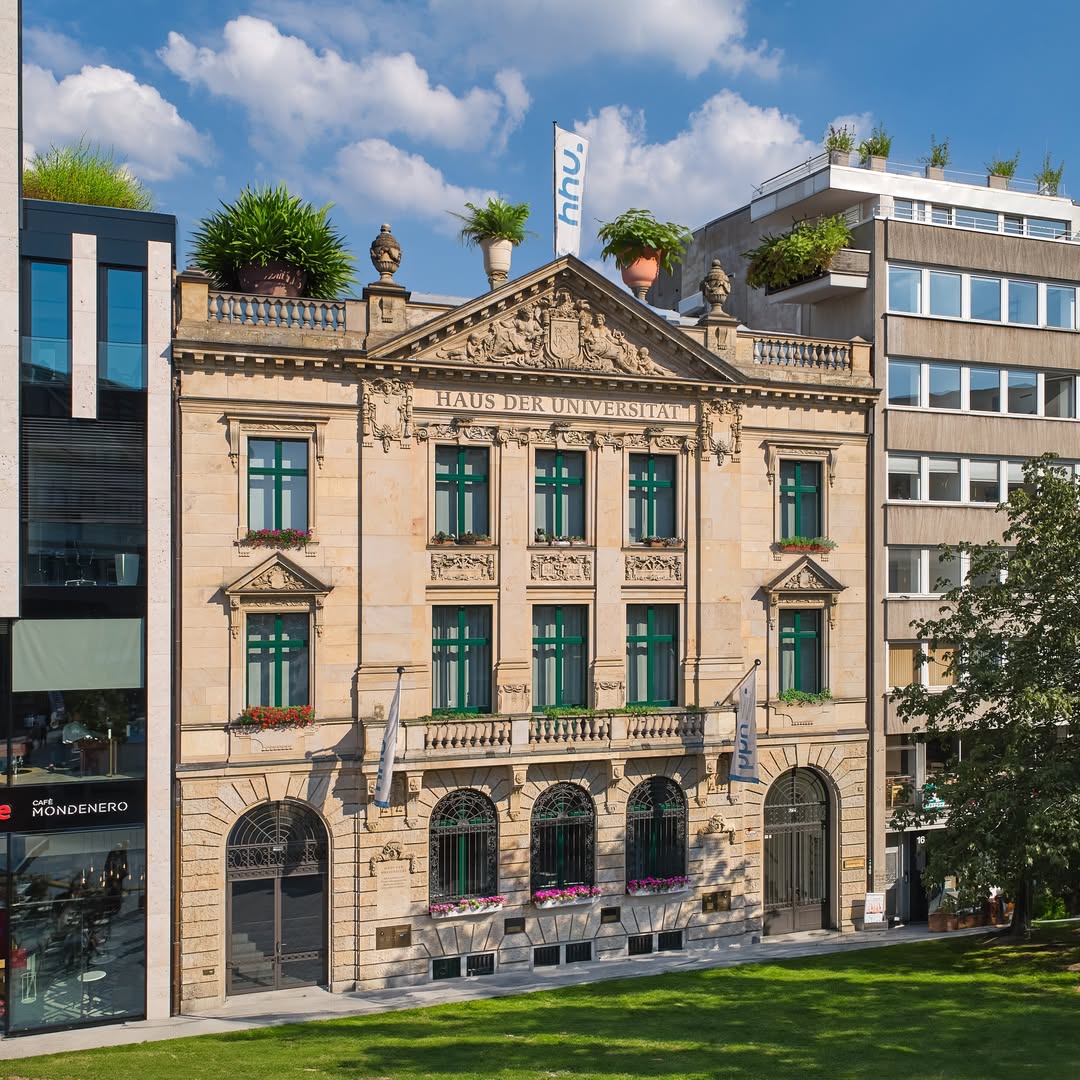 🌱 Alles so schön grün hier? Nachhaltige Transformation – (Un-)Möglichkeit oder Chance?
Nachhaltigkeit ist das Wort der Stunde – aber kommen wir damit den UN-Zielen wirklich näher? Wie können wir mehr bewegen und Veränderung aktiv gestalten? 1/3