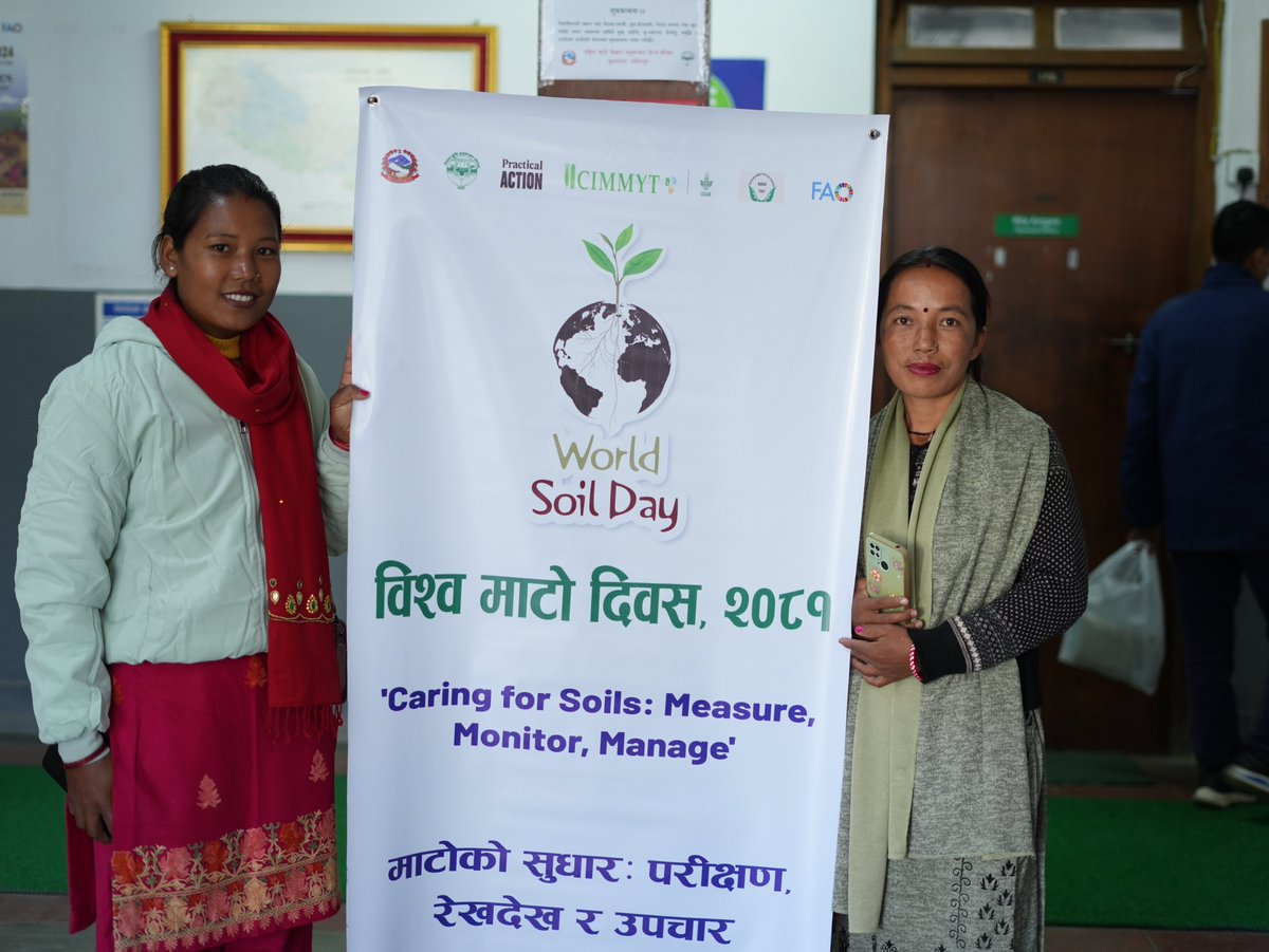 Happy World Soil Day 2024 🪴 from Sarita Chaudhary and Man Kumari Budha, two lead farmers of the SAMUNNATI Agriculture project who joined us for a seminar and panel discussion on "Caring for Soils" #WorldSoilDay2024 #SaveSoil <a href="/FAO/">Food and Agriculture Organization</a> <a href="/CIMMYT/">CIMMYT</a>