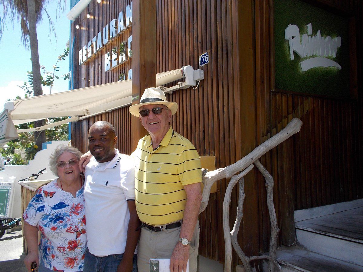 Silverline_Tour's tweet photo. Explore Sint Maarten with ease! Book reliable tours and transportation with Silverline Tours for an unforgettable island experience. Book now at: https://t.co/u2Y9CepO0Q
#SilverlineTours #SXM #Tours #Transportation https://t.co/8JnlJ7SZLX