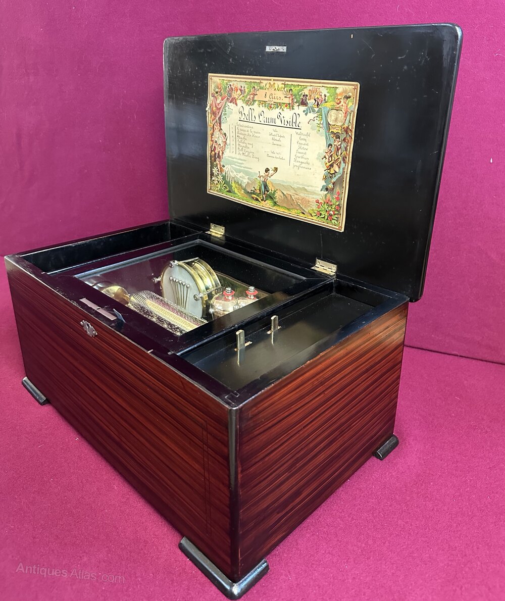 antiques_atlas's tweet photo. For sale on Antiques Atlas we have this #Victorian Music box, circa 1875 https://t.co/xKzThow76P In absolutely perfect condition. Great Christmas Gift🎄🎁
From Frank Craig Antiques
#Antiques #antiquemusicbox #antique #musicbox #musicboxs #musicalbox https://t.co/qYE6CSOwO5