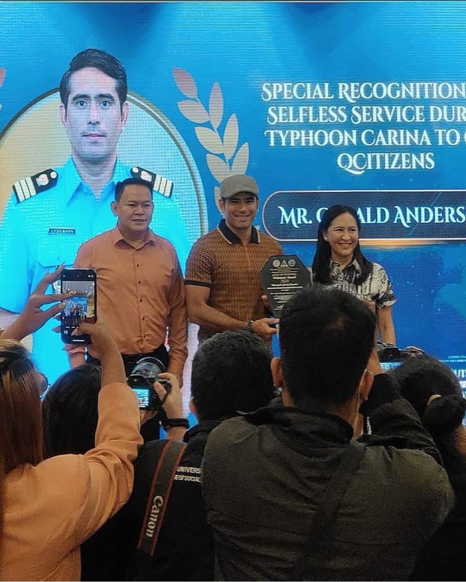 gv_for_g3rald's tweet photo. Congratulations on your Special Recognition for Selfless Service Award given by the Quezon City Government during the Local Outstanding Volunteers Awarding Ceremony 🫡🙌🏼❤️
•
Photos and Video: Ms. Jen
#GeraldAnderson
#QuezonCity https://t.co/XCjy0NbtbD