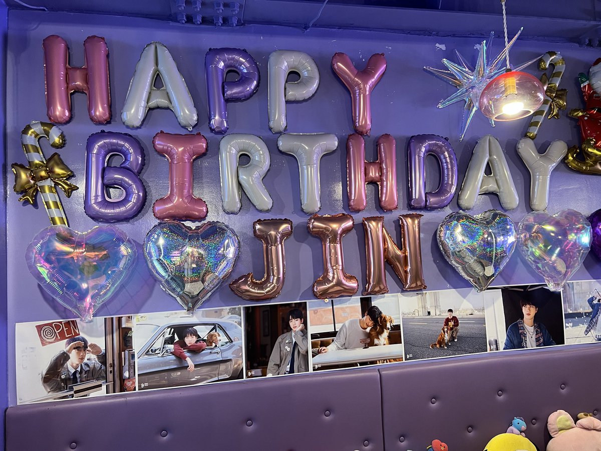 SugArmyy's tweet photo. Ooff I haven’t posted here in a while. 
Im late but a few days ago I celebrated Jin’s birthday !! 🥰🎉 https://t.co/TVxRv9fO0X