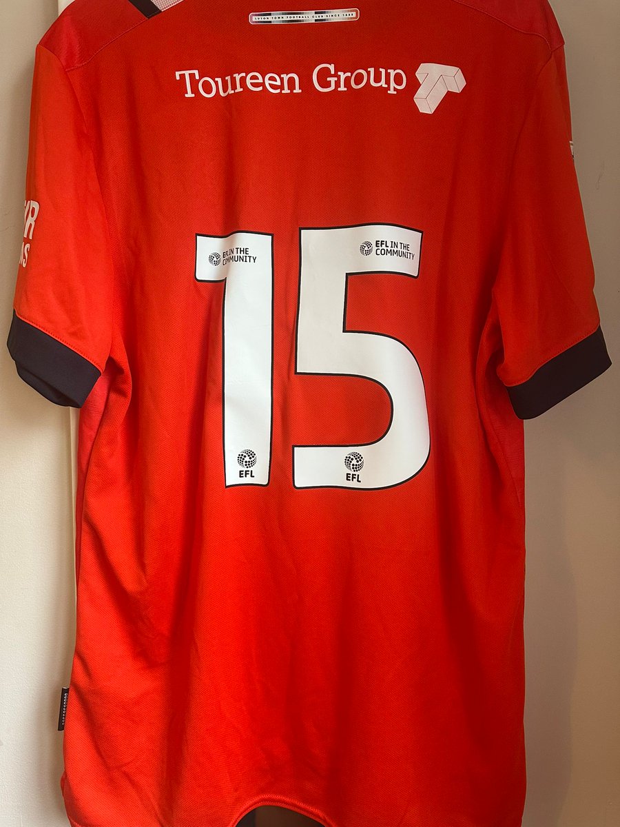 👕SIGNED SHIRT AUCTION

Our next signed shirt auction is now open - and it's the ideal Xmas present for a #Hatters fan! This 2024/25 #LutonTown shirt is signed by the whole current squad.

Bidding is open until 22nd December - to make a bid, click here:
form.jotform.com/241765078968373