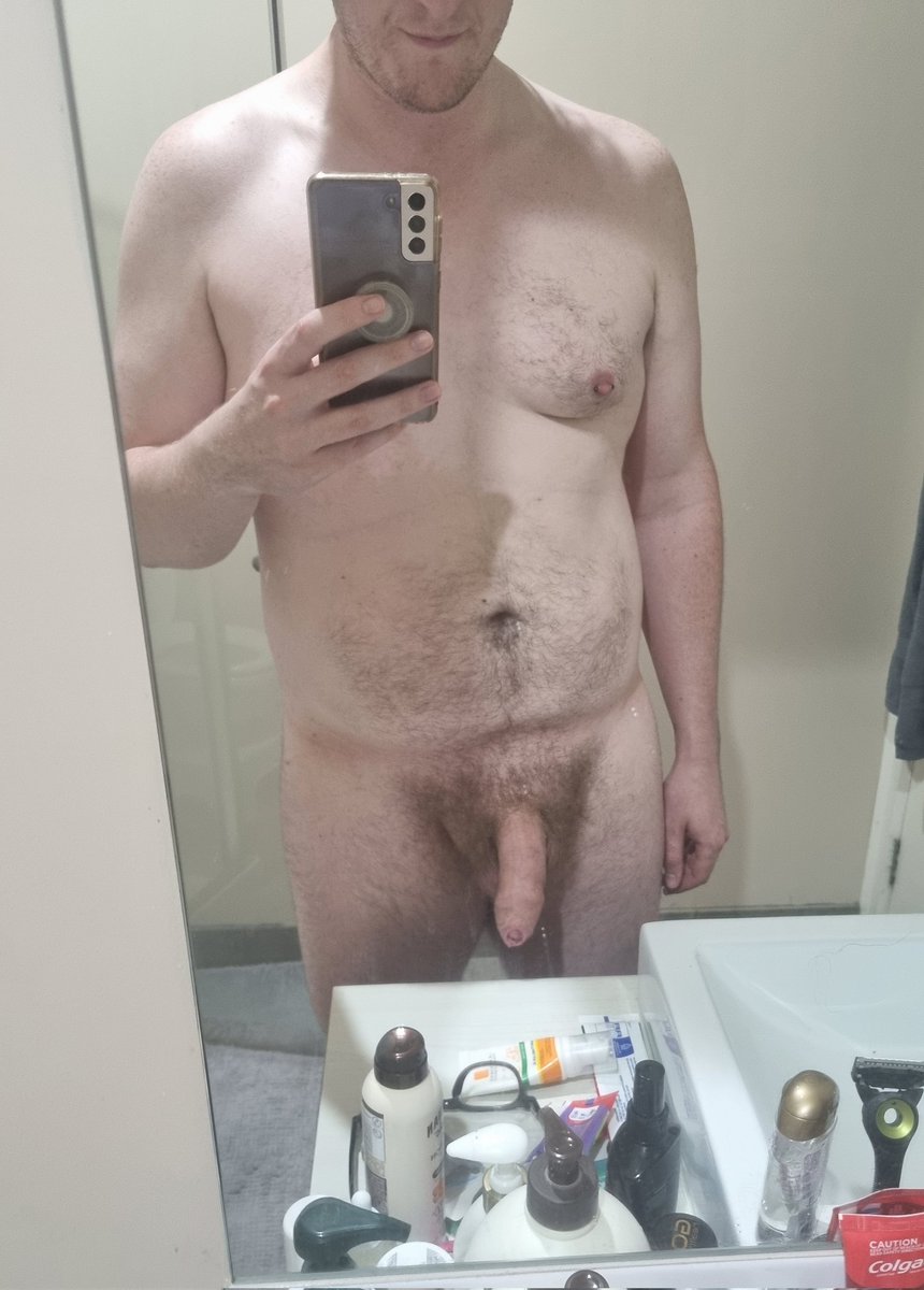 heyanotherben's tweet photo. Need help cleaning the mirror, taking applications in my DM's https://t.co/ZEVXpLUSU5