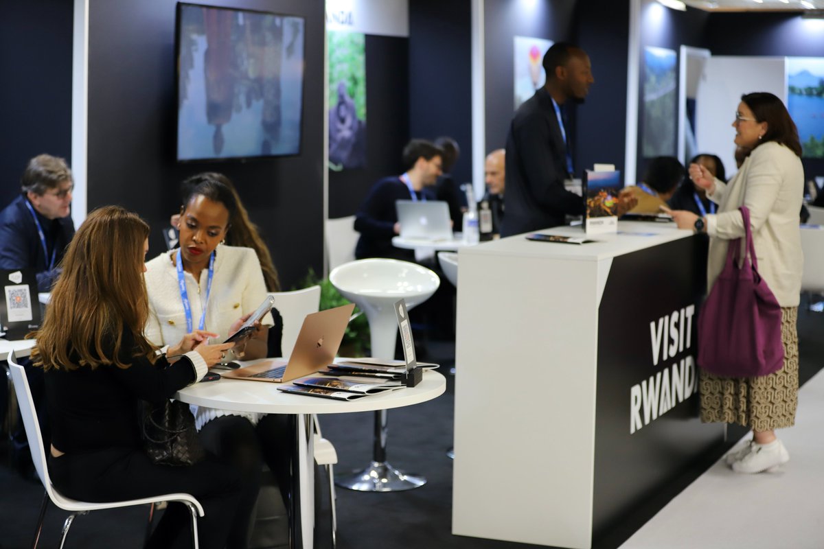 visitrwanda_now's tweet photo. 📸 Moments from #Rwanda at #ILTMCannes 🇫🇷

Rwanda is engaging global luxury travel leaders with its unique offerings, such as gorilla treks in @VolcanoesPark 🦍, Big 5 safaris in @AkageraPark 🦁, and eco-luxury lodges that seamlessly blend adventure, culture, and comfort ✨.

#VisitRwanda🇷🇼