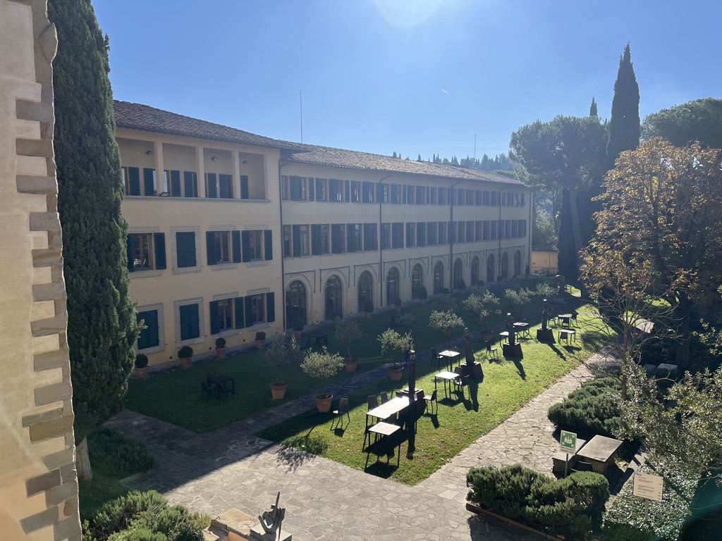 EUILib's tweet image. 🚨Today is your last chance to participate in our Library User Satisfaction Survey! Please check your EUI email inbox for the Library Survey 2024 email to access the link.
💬 The survey is anonymous
⏲️ It takes 5-10 mins to complete
📆 Complete today
#EUI #EUILibrary