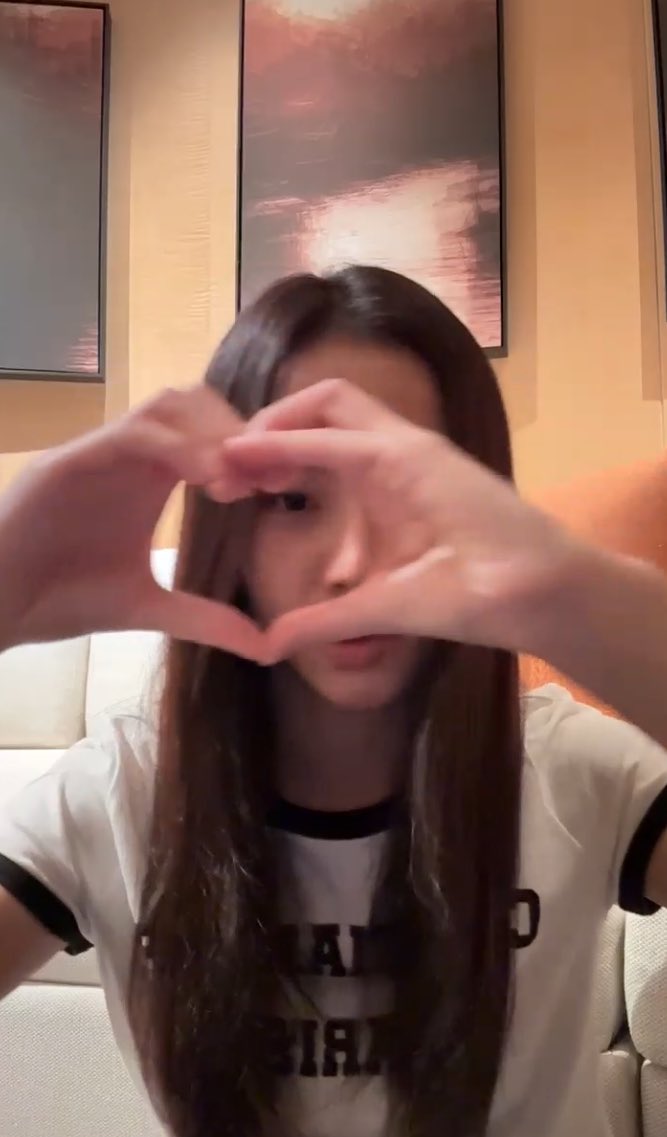 젠바 🙈💕 tweet media