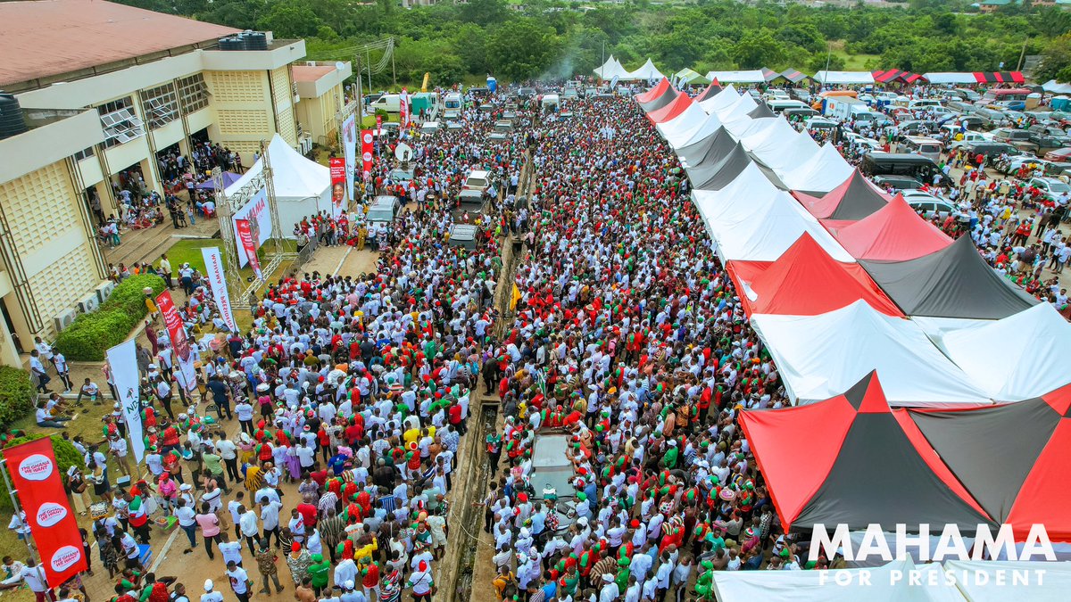 AnnanPerry's tweet photo. We are shutting down Accra Madina.  #NDCFinalRally
#ChooseTheUmbrella
#VoteWiselyVoteJohnMahama https://t.co/TNTDgvstQz