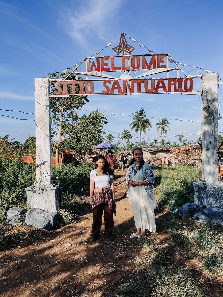 sambymagno's tweet photo. Sitio Santuario (2024) Benilde Capstone film

Ang kwento ng Sitio Santuario ay isang inspirasyon sa katotohanang pangyayari — ang EJK. 

Cliffhanger lang muna hehe. 🤫 Here are a few behind-the-scene footages! 🎬 https://t.co/K4DMu6YqfR