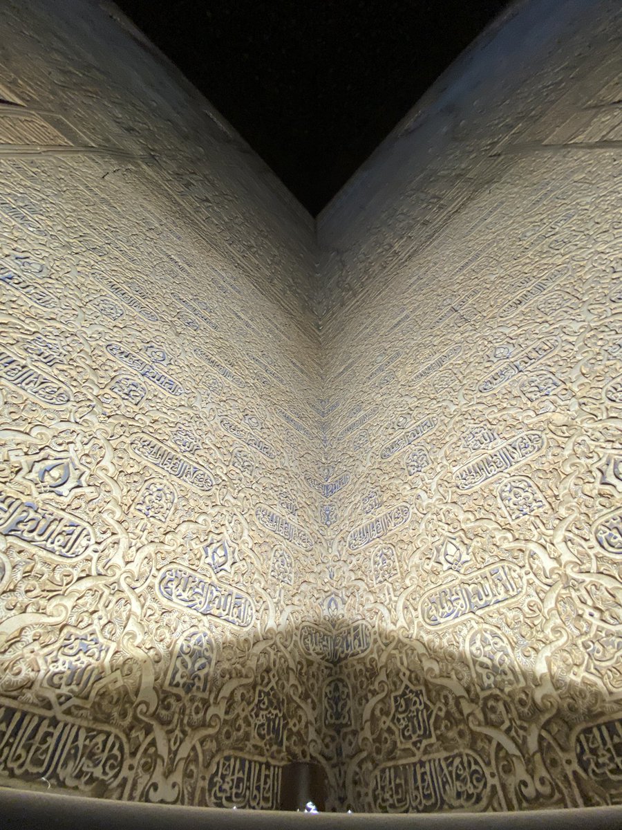 baetis77's tweet photo. Detalles de los muros y yeserías de la Alhambra https://t.co/UH00MXjJ54