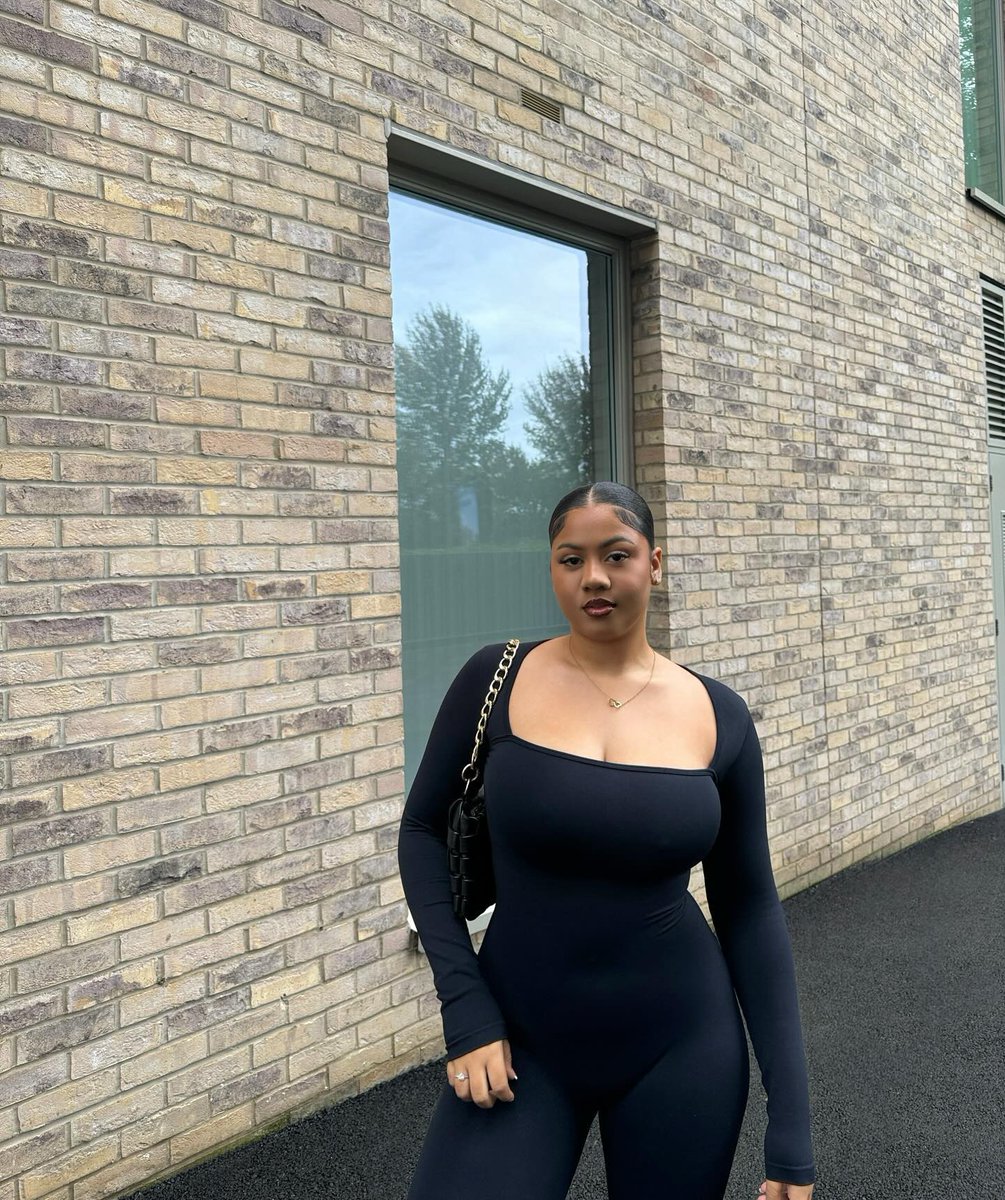 shaperinshop's tweet photo. POV: Jumpsuits are your go-to when it comes to a cozy casual outfit.

❤️10% OFF now on https://t.co/HU3AVjIsIz

#shaperin #shapewear #jumpsuit #basicstyle #musthave #comfortfirst #inspo #amazon #staples #GRWM #OOTD #basicbodysuit #wardrobeessentials #dressdown #casualoutfitstyle https://t.co/0lp2mG6sPm