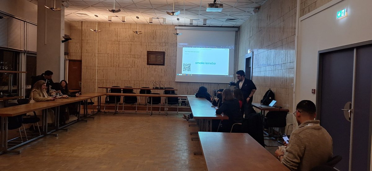 SFNanoJR tweet media