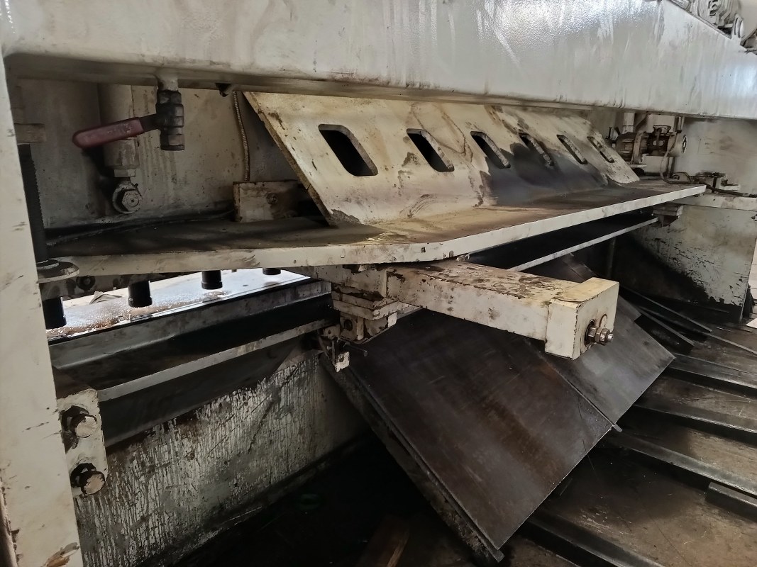 4510 x 10mm 2003 Model Uğurlu Hidrolik Giyotin Makas

MG Takım Tezgahları Makina San.Tic.Ltd.Şti
2. El ve Sıfır Makina Alım-Satımı

Fevzi Çakmak Mah. Aslım Cad. No:71/E Teksan San.Sit.
Karatay / KONYA

Diğer Makinelerimize Bakmak İçin:
mggrup.net