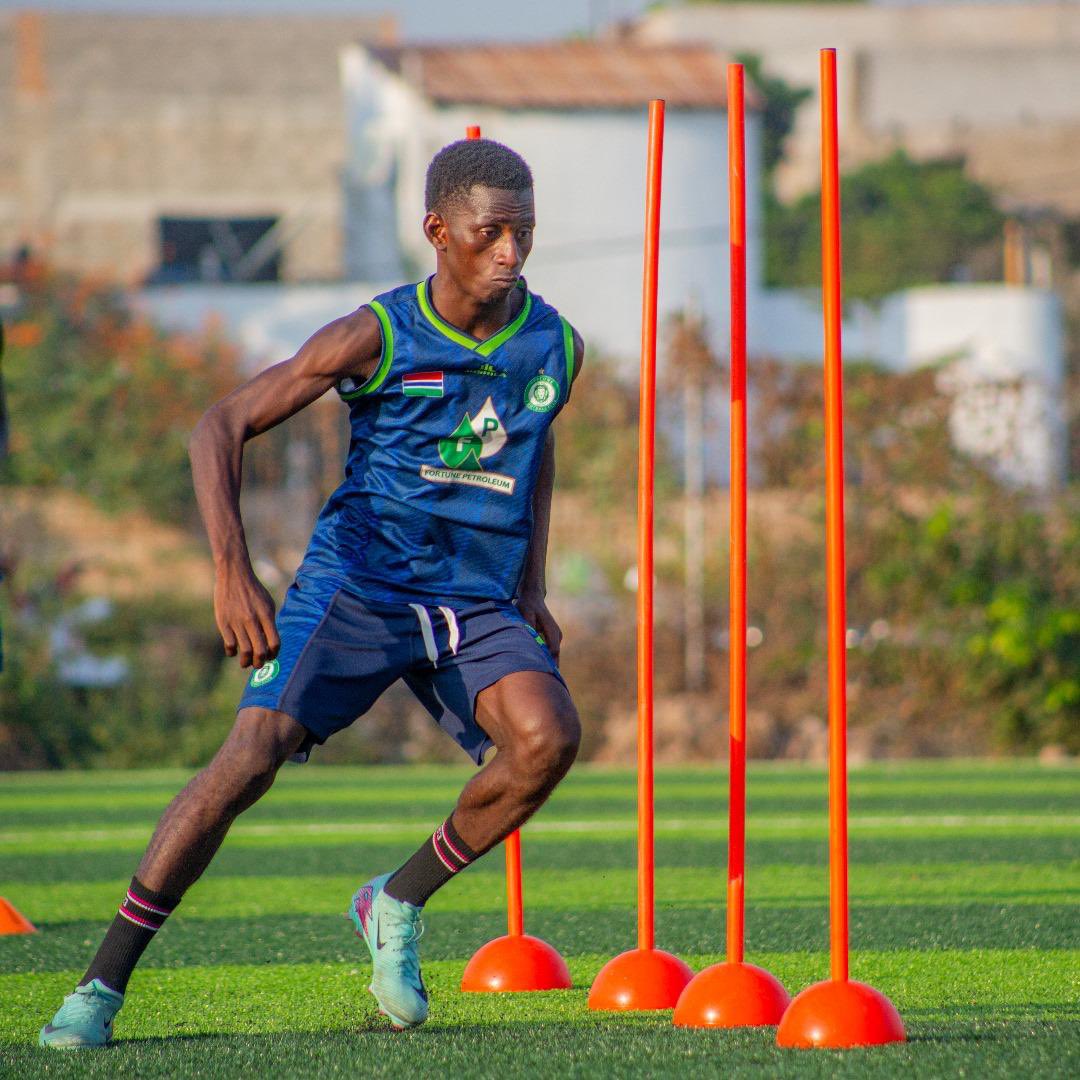 teambaldezz06's tweet photo. Through the lens ๐ธโฝ Fortune FC preparing hard ahead of their second game. Focused, determined, and ready to deliver! ๐๐คโฝ๏ธ
#FortuneFC
#GameDayPrep
#sportsphotography
#BaldezzMultimedia https://t.co/A1zKIpcK5J