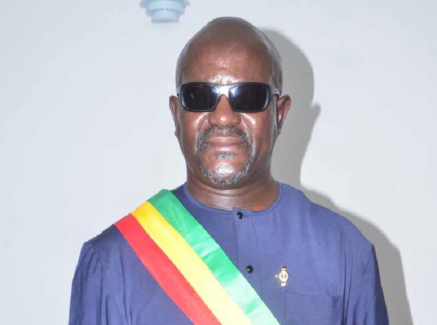 🇸🇳En cette journée mondiale de l’égalité des chances, mettons en lumière Amadou Lamine Diouf <a href="/Alamine2024/">Amadou Lamine DIOUF Officiel</a> , le premier député non-voyant du Sénégal. Son élection est un symbole fort et un pas vers l’inclusion des personnes en situation de #handicap au Sénégal