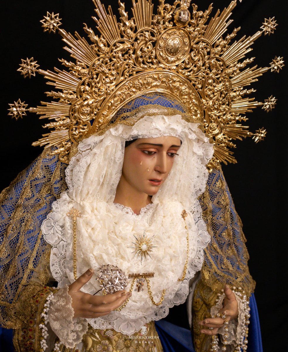 cfdmisericordia's tweet photo. Nuestra Señora del Gran Poder ya se encuentra ataviada de cara a la festividad  de la Inmaculada Concepción .

#cofradiasMLG https://t.co/ZqTdgqYudX