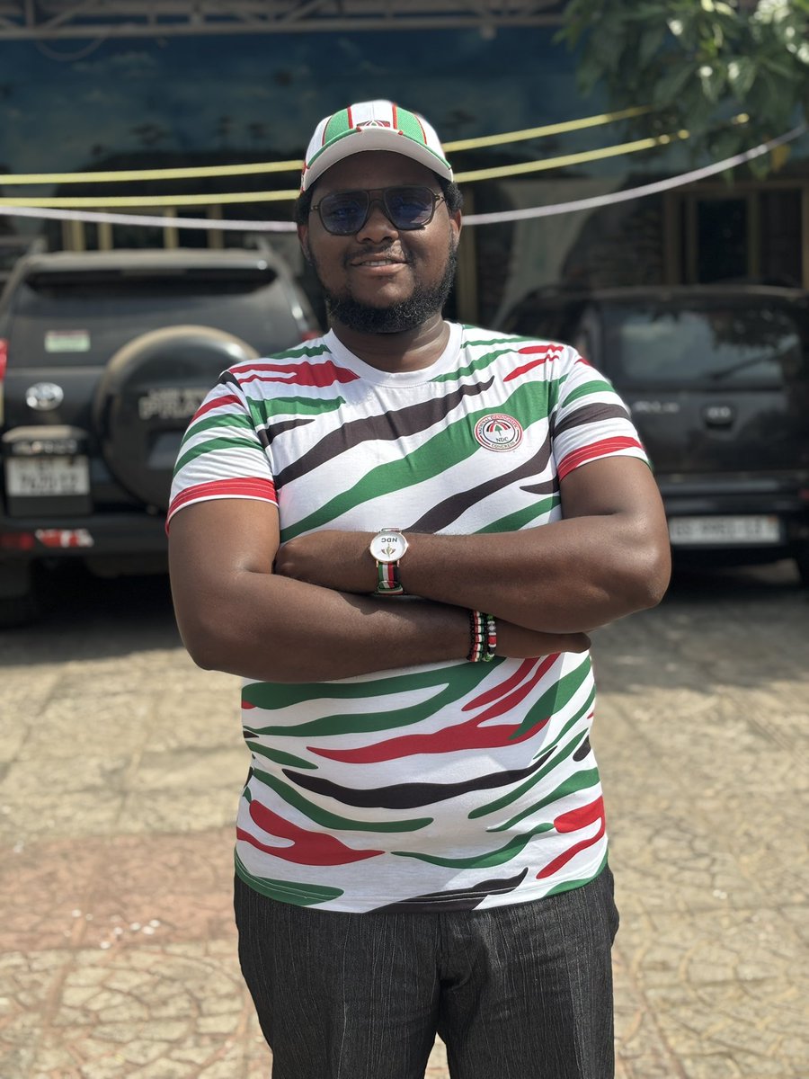 H.E CAMRY tweet media