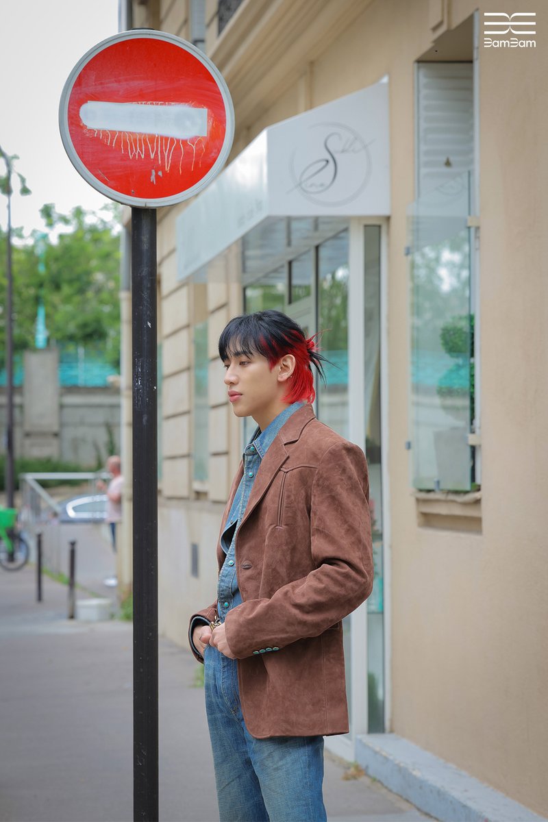 BAMBAMxBAMMIE's tweet photo. [PHOTO]

𝘍𝘦𝘦𝘭 𝘪𝘵 𝘉𝘢𝘮𝘉𝘢𝘮👑

[📸] 'GQ TH' Photoshoot Sketch
🔗 https://t.co/5vViwtQCMk

더 많은 사진은 뱀뱀 위버스에서 확인해 주세요🖤

#뱀뱀 #BamBam https://t.co/3PTQEAt72O