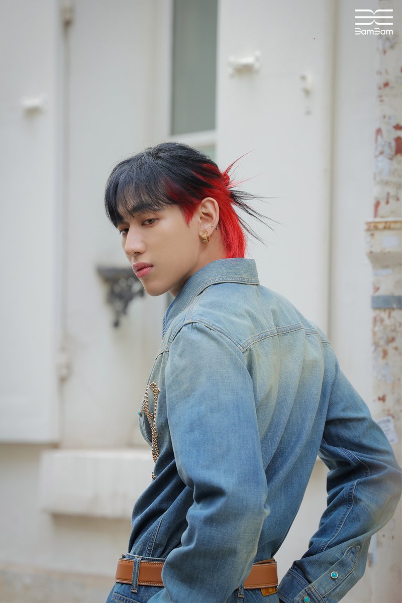 BAMBAMxBAMMIE's tweet photo. [PHOTO]

𝘍𝘦𝘦𝘭 𝘪𝘵 𝘉𝘢𝘮𝘉𝘢𝘮👑

[📸] 'GQ TH' Photoshoot Sketch
🔗 https://t.co/5vViwtQCMk

더 많은 사진은 뱀뱀 위버스에서 확인해 주세요🖤

#뱀뱀 #BamBam https://t.co/3PTQEAt72O