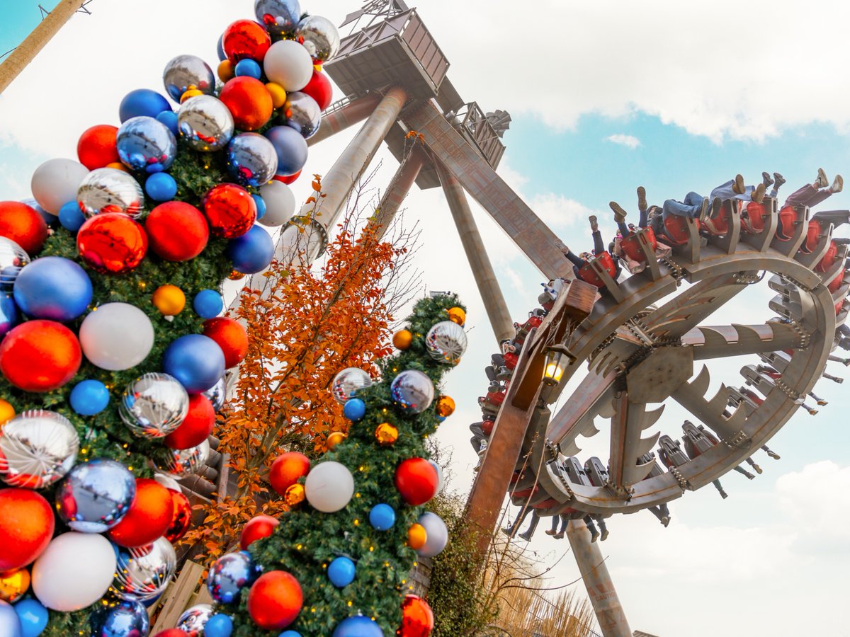 Paultons Theme Park tweet media