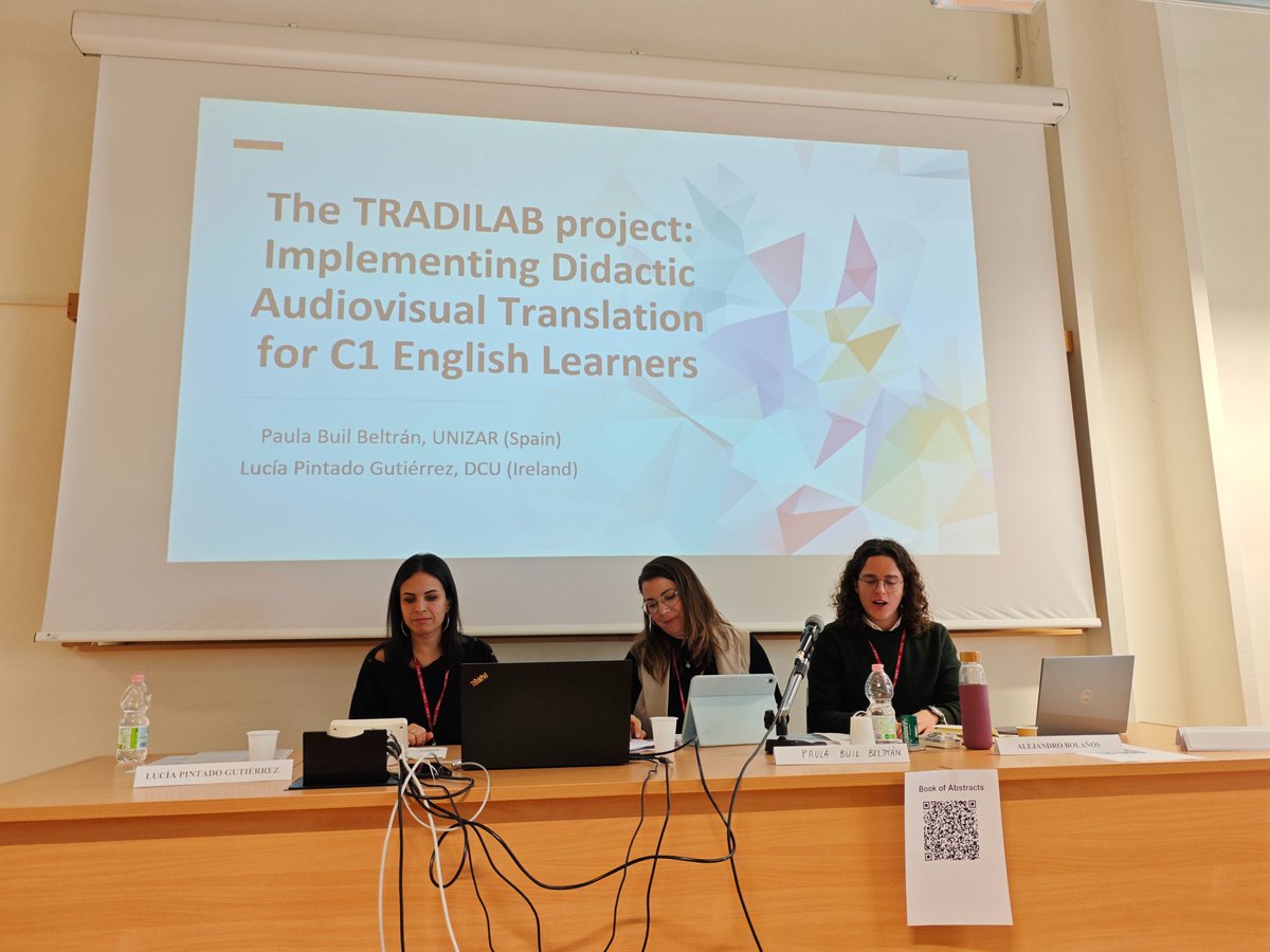 We kick off the first parallel session with Paula Buil and <a href="/LuciaPintadoDCU/">Lucía Pintado Gutiérrez</a>  , presenting the results of Tradilab, a DAT project designed for C1 English learners. Exciting findings ahead! #DAT #Tradilab #LanguageLearning <a href="/Tradit_UNED/">Tradit Didactic AVT</a> <a href="/sapi/">sapi</a>