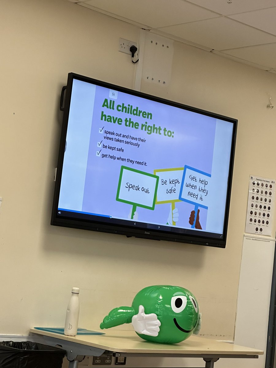FoxfieldYear5's tweet photo. Year 5 took part in the NSPCC Speak Out Stay Safe workshop, learning about different forms of abuse and how to recognise the signs. They were encouraged to speak out to a trusted adult or contact Childline if they ever feel worried. @foxfield https://t.co/5aohkfNNuG