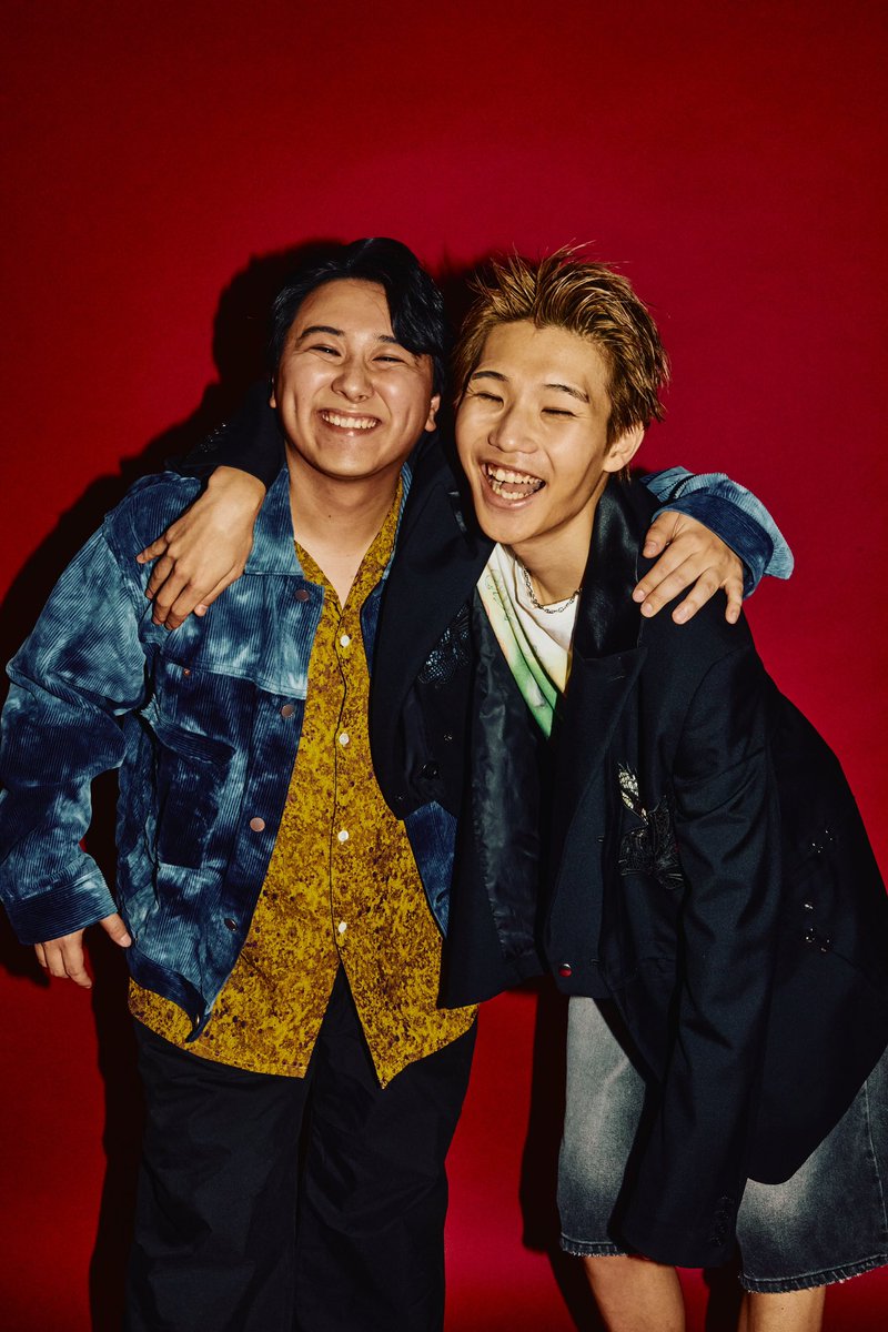 100万人突破マジで嬉しいです！！！
皆さんありがとうございます！！！

これからも面白いネタ、動画めちゃくちゃ出すので皆さんお楽しみに！！！！