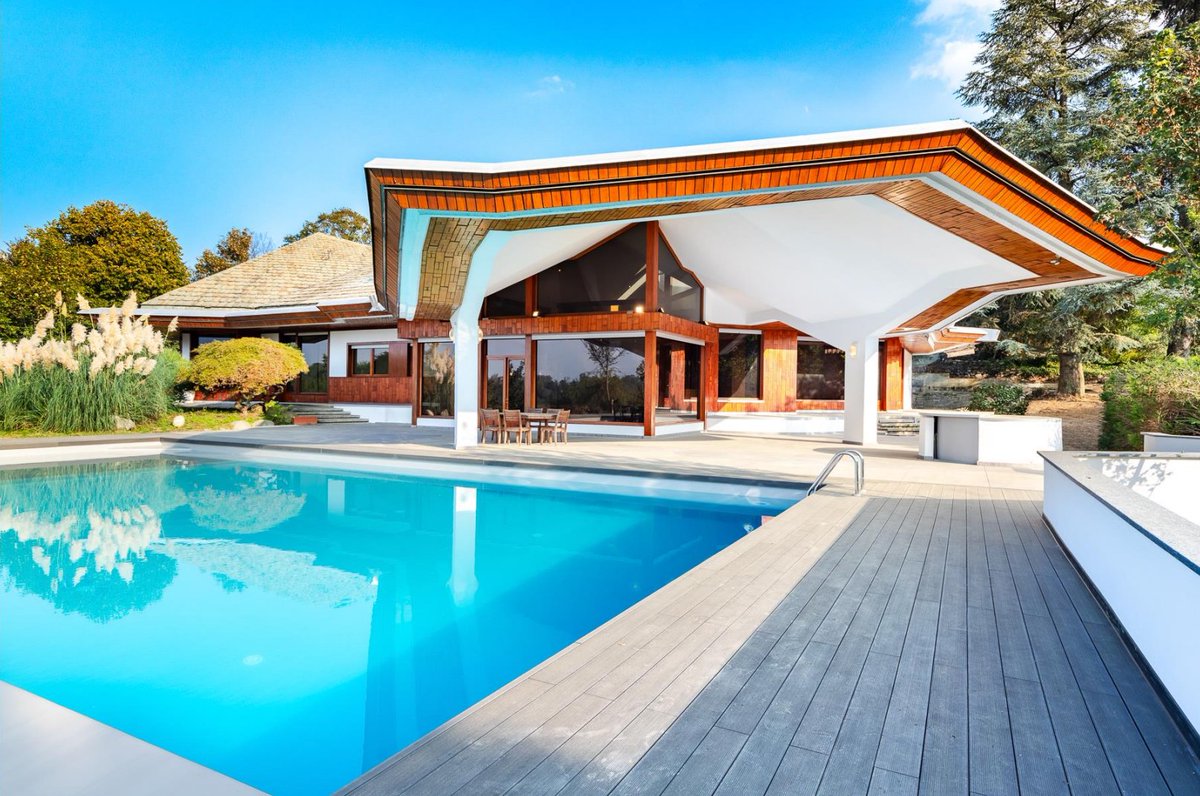 PolBen87's tweet photo. 🏡 The Club Srl è lieta di offrire, grazie a una partnership diretta, Villa Monferrini, situata sull'esclusiva collina di Torino.

Siamo a disposizione per maggiori informazioni. 

#TheClub #RealEstate #Luxury  #Immobili #Sell #Privacy #Opportunity https://t.co/1RpdTQwVqr