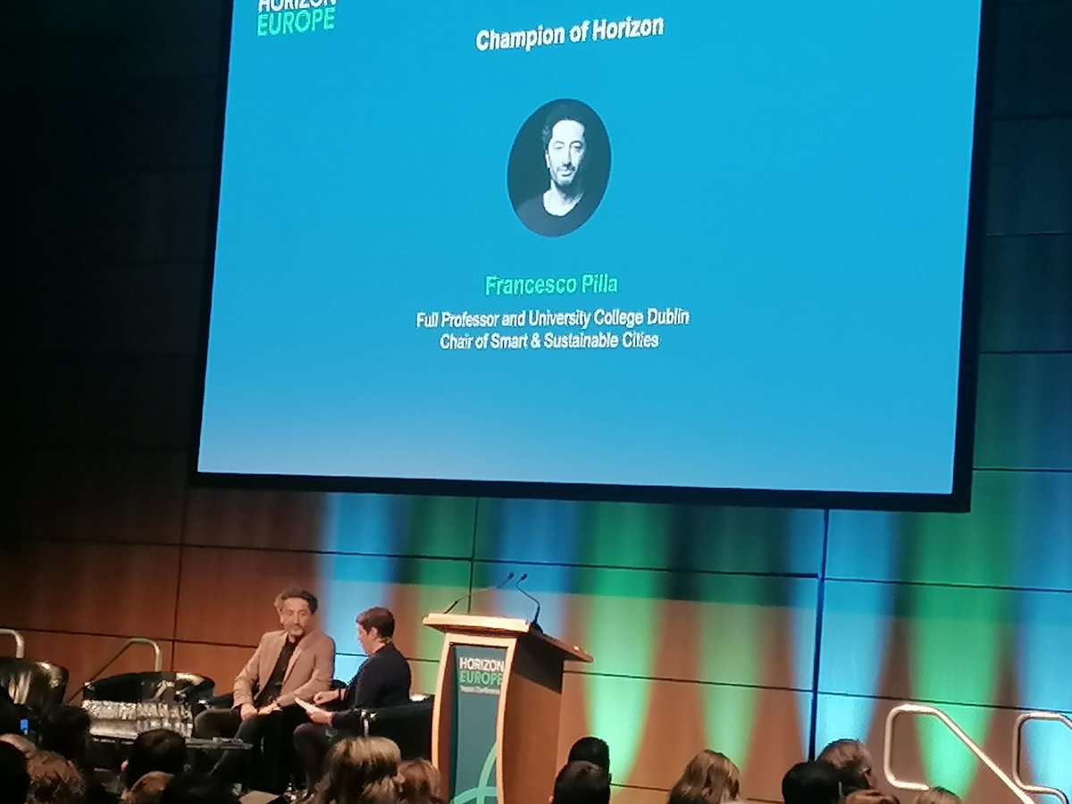 UCD Research (@ucd_research) on Twitter photo Great to see <a href="/f_pilla/">Francesco Pilla</a> at the <a href="/HorizonEuropeIE/">Horizon Europe Ireland</a> conference today, describing how he's used living labs to turn ‘crazy ideas’ into policy.
Learn about <a href="/iSCAPEproject/">iSCAPE</a> <a href="/REALLOCATE_EU/">REALLOCATE</a> & more of his research at people.ucd.ie/francesco.pill…
See similar projects at ucd.ie/research/spotl… Great to see <a href="/f_pilla/">Francesco Pilla</a> at the <a href="/HorizonEuropeIE/">Horizon Europe Ireland</a> conference today, describing how he's used living labs to turn ‘crazy ideas’ into policy.
Learn about <a href="/iSCAPEproject/">iSCAPE</a> <a href="/REALLOCATE_EU/">REALLOCATE</a> & more of his research at people.ucd.ie/francesco.pill…
See similar projects at ucd.ie/research/spotl…