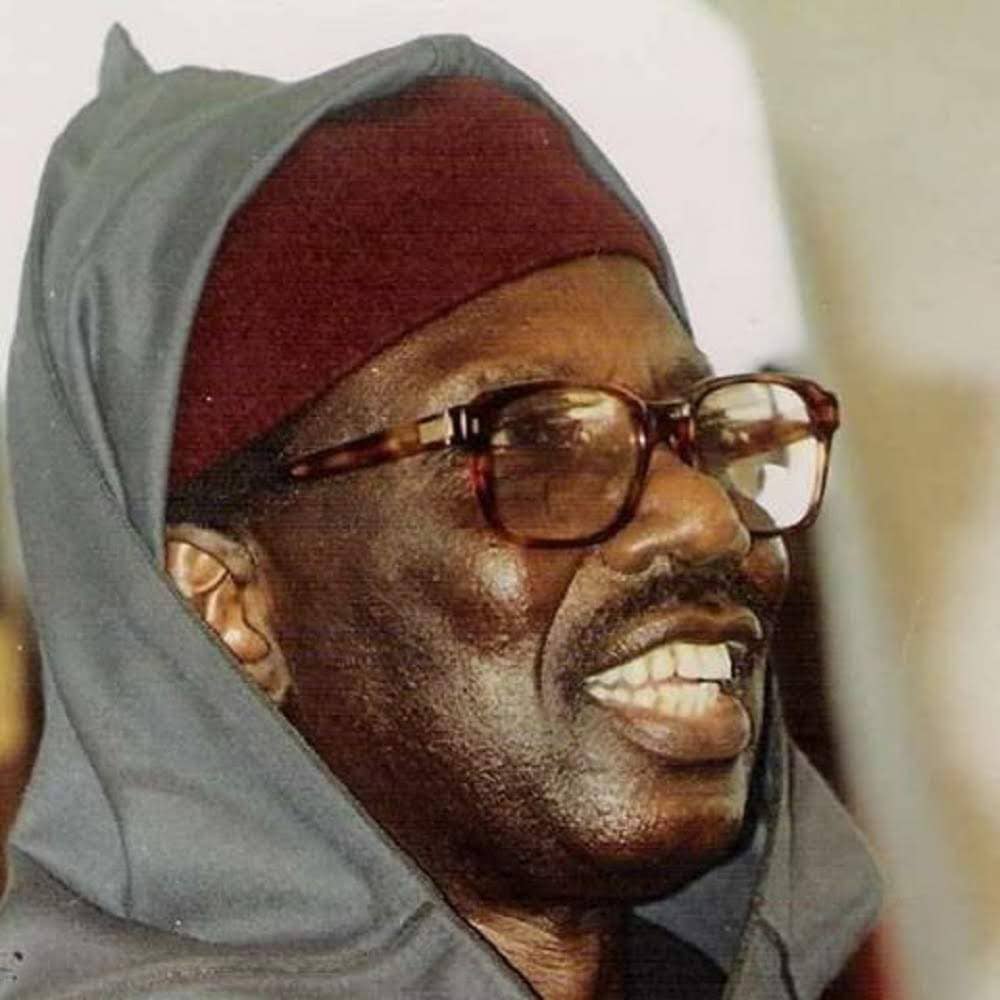 BabaSy57780660's tweet photo. MAAM L'ÉMINENT PENSEUR AL MAKHTOUM ❤❤❤ https://t.co/ONEWsLymtL