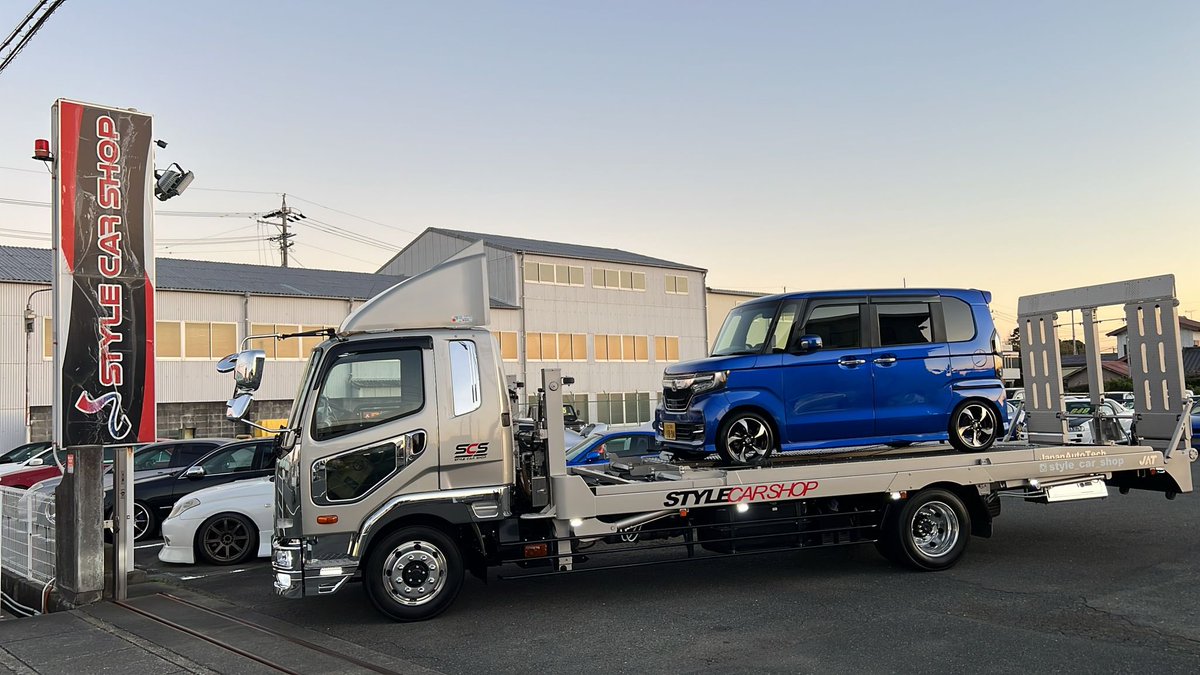 STYLECARSHOP's tweet photo. ⭐︎ご納車紹介⭐︎
ご納車しました
JF3 NBOXカスタムGL
ターボホンダセンシングです。

ご遠方より弊社へご依頼頂き有難う御座いました。
今後ともよろしくお願い致します。

今週末土日営業しております。
お問い合わせご来店予約
お待ちしております。

https://t.co/CbMKckjEjJ https://t.co/17rwNRjkWs