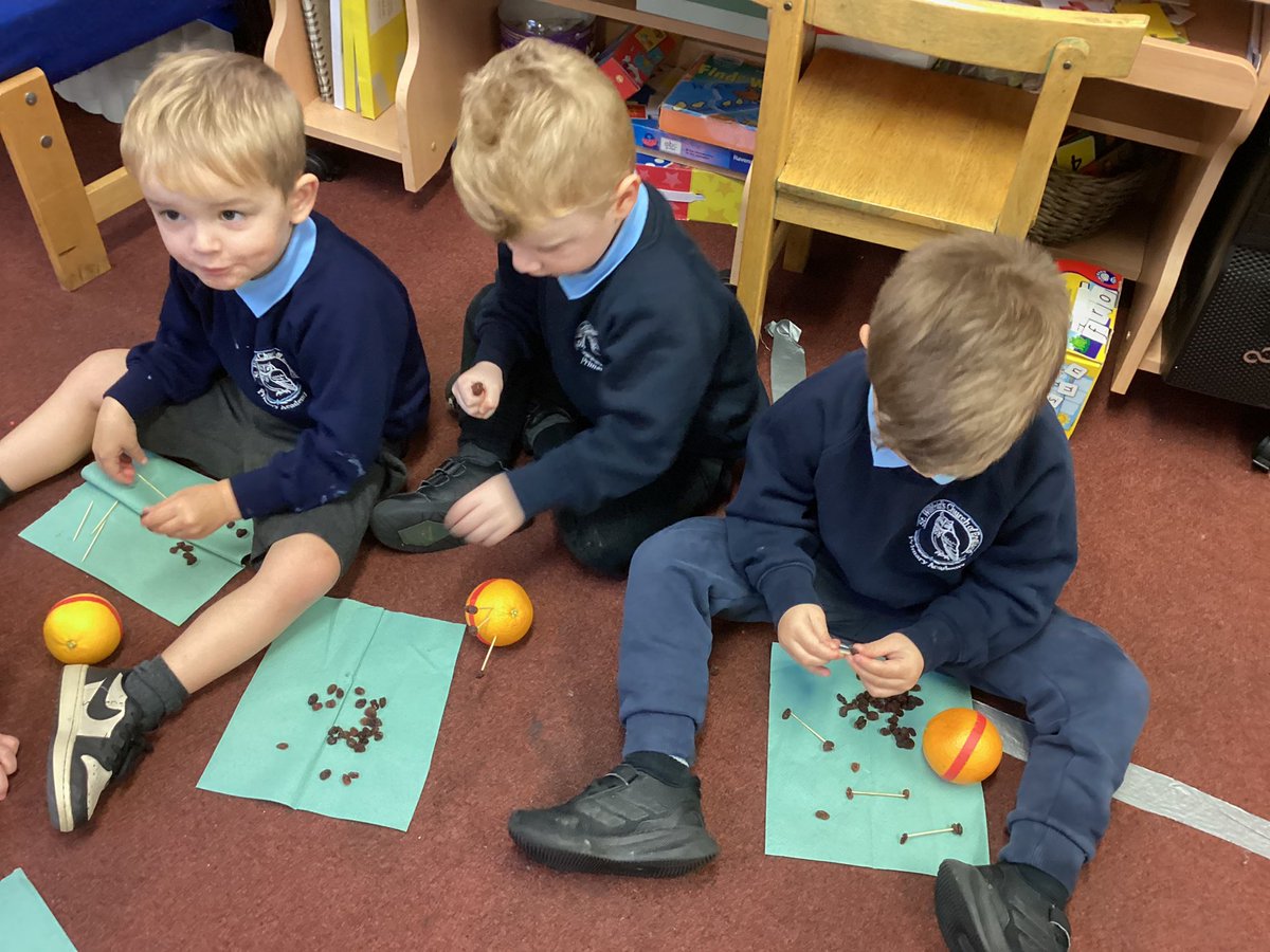 MrsECunningham's tweet photo. We used our fine motor skills to push the raisins on the sticks. https://t.co/BJ0XRszfkz