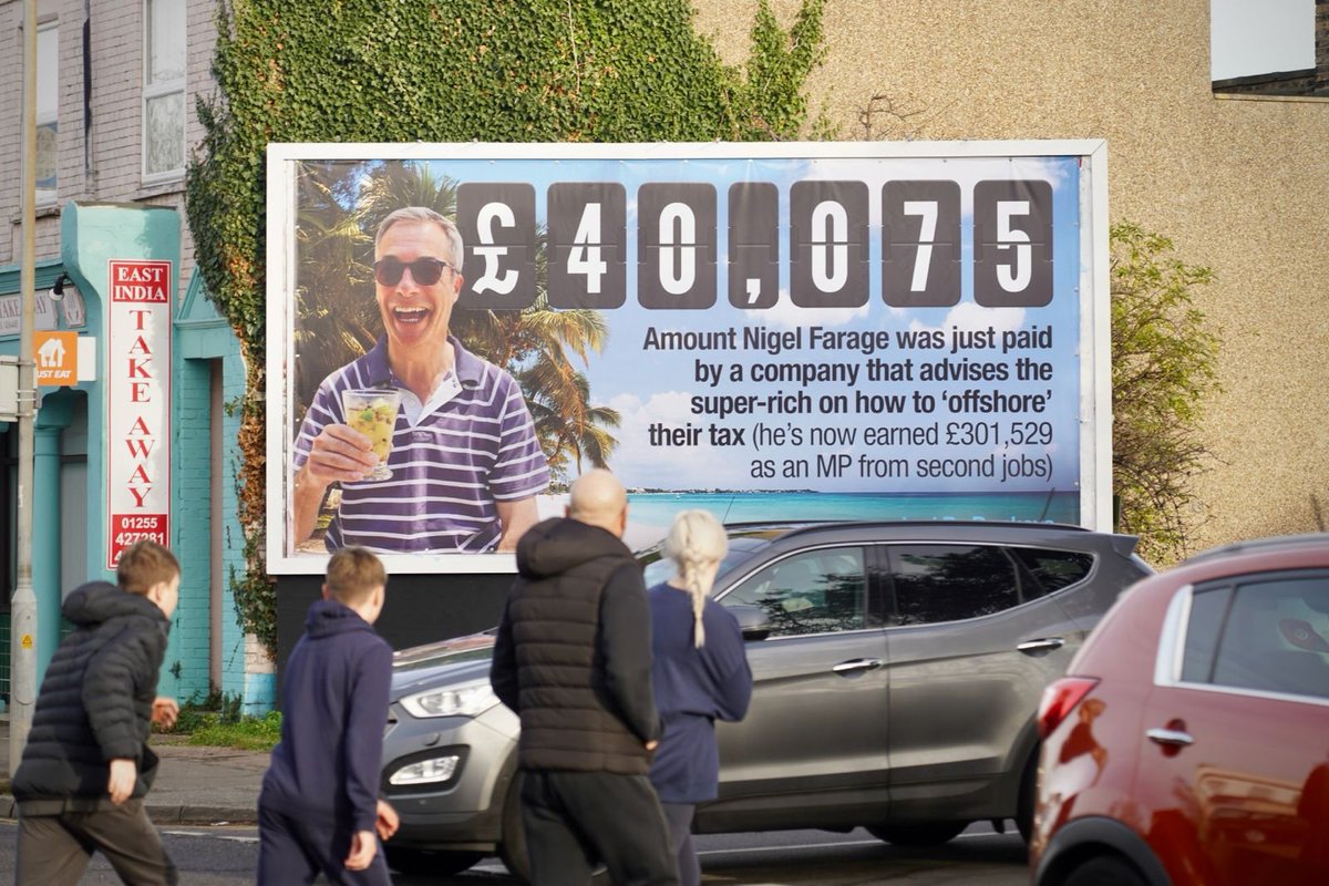 We’ve updated our Clacton billboard to tell voters their MP just took £40k from a US firm that advises clients how to offshore their money and pay less tax. For the full story see video below 👇