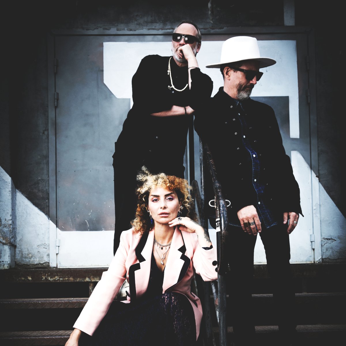 #news: Cinematic trio #VELVETMOON drop sensational single 'The Hour of King Kong' 

indie-music.co/2024/12/05/vel…