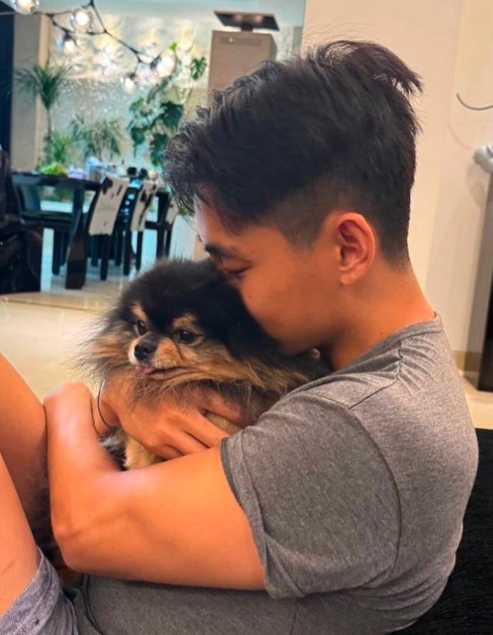 Rip Yeontan💔🕊️
(This picture breaks my heart)