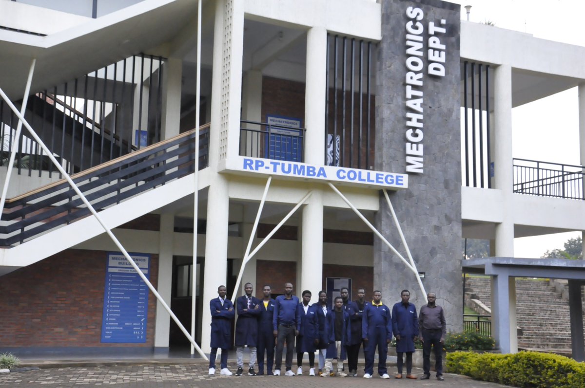 Tumba_College's tweet photo. On December 5th, 2024, trainees @RwandaPolytec-Tumba College Musanze Satellite Center, enrolled in the IGIRE program,which runs for six months at Musanze Satellite center in Electronic Device Maintenance &amp; Repair,conducted a study visit @Tumba_College. @RwandaYouth @BPRbankrw https://t.co/t0576z4OkW