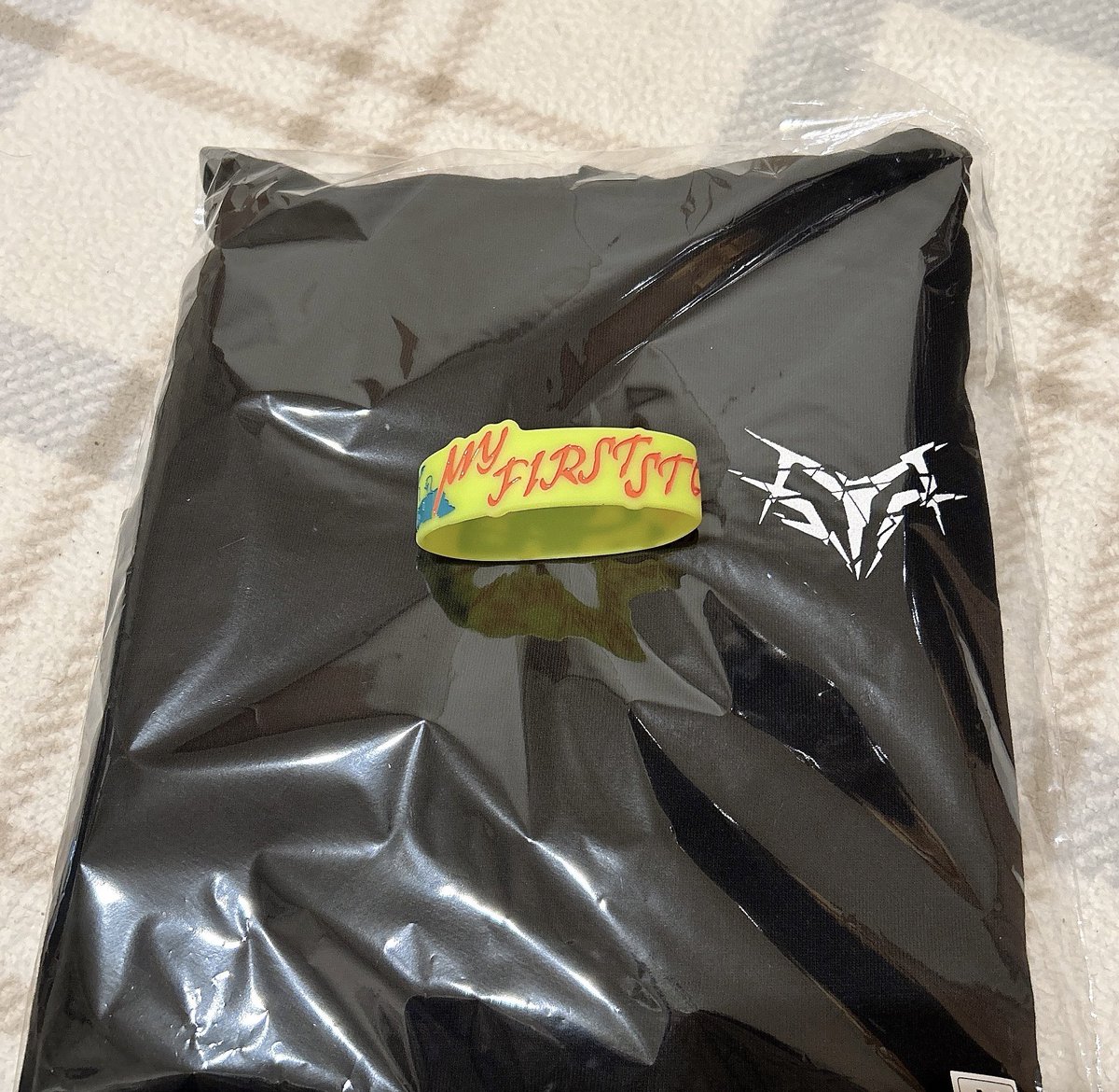 マイファスの届いてたぁ♡♡
パーカー可愛すぎた🥺