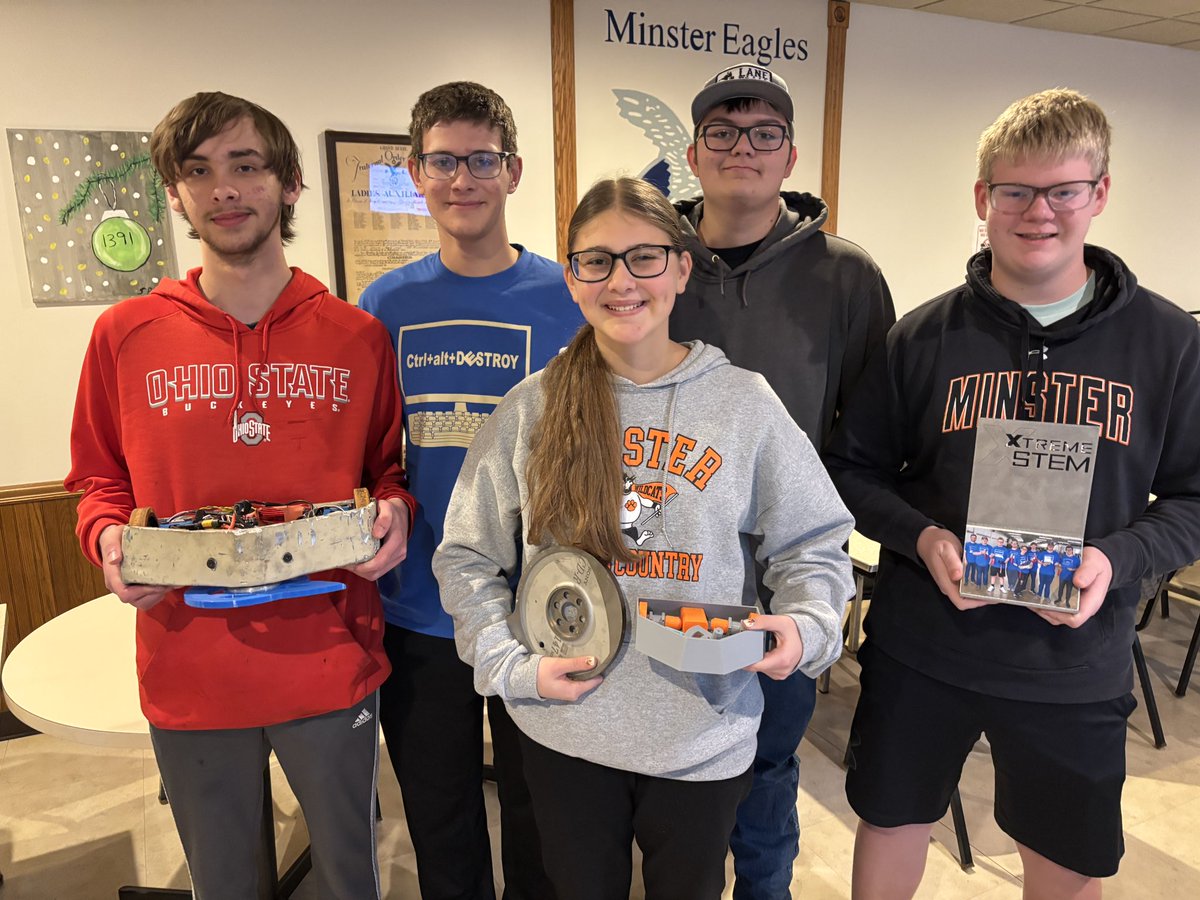 MinsterSchools's tweet image. Members of our @MinsterTech Battle Bots team gave an informative presentation yesterday to the Minster Service Club.  

We’d also like to thank the Service Club for their generous support of the program!