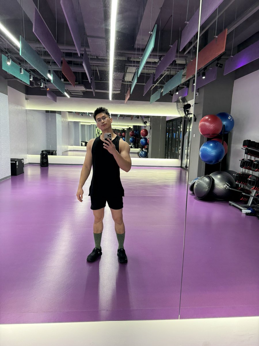 HazelSyafiq1's tweet photo. Tweaking your endocrine system https://t.co/8YFT68FLEk