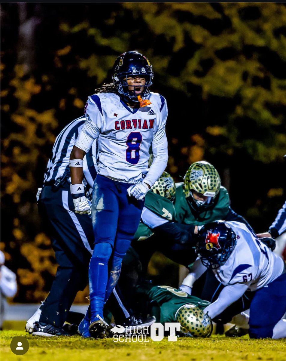 Ajscott816's tweet image. Had a great signing day yesterday, time to lock in for round 4. Mount Airy on the clock⏰!!