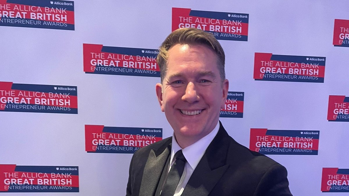 UniverseNews___'s tweet photo. At the prestigious Alicia Bank Great British Entrepreneur Awards (GBEA), @_VisitingAngels was named Scale-Up Entrepreneur of the Year for the North East
#VisitingAngels #GreatBritishEntrepreneurAwards #Entrepreneurship
https://t.co/OFR9sOZiYP https://t.co/H5N5EYl2N3