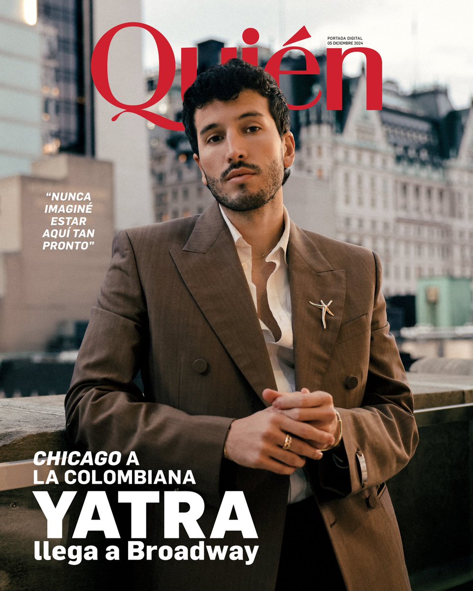 Quien's tweet photo. Viajamos a Nueva York para ser testigos del debut de Sebastián Yatra como Billy Flynn en 𝘾𝙝𝙞𝙘𝙖𝙜𝙤, junto a Bianca Marroquín, y capturar este momento clave en su carrera.

En exclusiva, Yatra nos habló sobre los desafíos, la disciplina y la emoción de representar a los latinos en el escenario más icónico del teatro musical. "Es un sueño hecho realidad y una oportunidad única de crecer como artista y como persona”, confesó.

En entrevista, nos contó cómo esta experiencia lo transformó y por qué cada noche en Broadway es un homenaje a su pasión por el arte.

Descubre la historia completa y las fotos exclusivas: https://t.co/zRFNvuYfWl

Texto: @patyalorambrosio 
Fotos: @vombagram